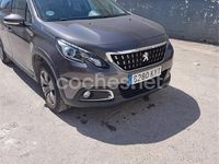 Usado Peugeot 2008 Signature Sky 82 CV (60 kW) 2019 Marrón SUV