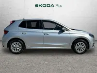Usado Skoda Fabia Selection 95 CV (69 kW) 2025 Gris / plata Utilitario