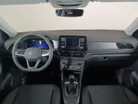 Usado VW T-Roc 110 CV (80 kW) 2023 Azul SUV