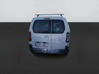 Usado Peugeot Rifter Active 102 CV (75 kW) 2023 Blanco Monovolumen