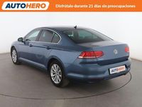Usado VW Passat Advance 150 CV (110 kW) 2016 Azul Berlina