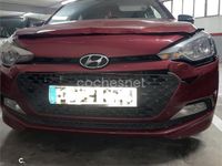 Usado Hyundai i20 84 HP (61 kW) 2018 Vermelho Sedan
