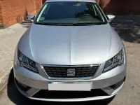 Usado Seat Leon Style 116 CV (85 kW) 2018 Gris Berlina
