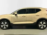 Usado Volvo XC40 Core 163 CV (119 kW) 2025 Beige SUV