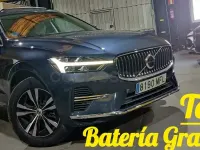 Usado Volvo XC60 Plus 350 CV (257 kW) 2023 Azul SUV