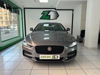Usado Jaguar XE R-Dynamic 180 CV (132 kW) 2020 Gris / plata Berlina