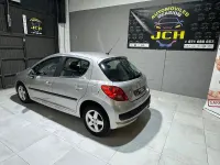 Usado Peugeot 207 75 CV (55 kW) 2008 Beige Berlina
