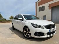 Usado Peugeot 308 SW Allure 120 CV (88 kW) 2018 Blanco Familiar