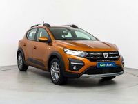Usado Dacia Sandero Comfort 91 CV (66 kW) 2021 Naranja Utilitario