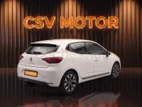Usado Renault Clio V Evolution 143 CV (105 kW) 2023 Blanco Berlina