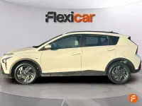 Usado Hyundai Bayon 100 CV (73 kW) 2023 Blanco SUV