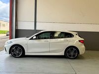 Begagnad BMW 118 Comfort Edition 150 HK (110 kW) 2021 Vit Halvkombi