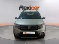 Usado Dacia Sandero Acces 75 CV (55 kW) 2019 Gris Berlina