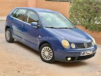 Usado VW Polo Highline 75 CV (55 kW) 2004 Azul Utilitario