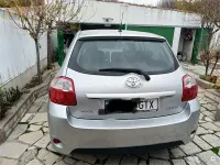 Usado Toyota Auris Active 126 CV (92 kW) 2010 Gris / plata Utilitario