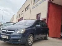 Usado Opel Zafira Cosmo 120 CV (88 kW) 2007 Azul Monovolumen
