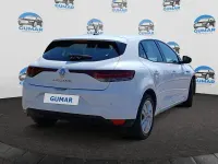 Usado Renault Mégane GrandTour Equilibre 115 CV (84 kW) 2022 Blanco Familiar