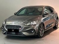Usado Ford Focus ST 280 CV (205 kW) 2020 Gris / plata Berlina