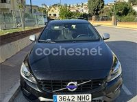 Usado Volvo V60 R-Design 190 CV (139 kW) 2019 Negro Familiar