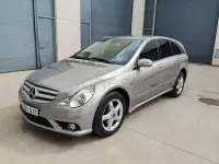 Usado Mercedes R320 224 CV (164 kW) 2009 Beige Monovolumen
