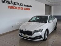 Usado Skoda Octavia Ambition 150 CV (110 kW) 2022 Blanco Berlina