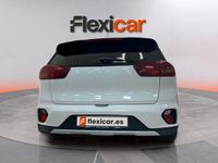 Begagnad Kia Niro 141 HK (103 kW) 2022 Vit SUV