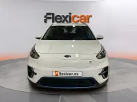 Usado Kia e-Niro 150 kW (204 CV) 2021 Blanco SUV