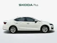 Nuevo Skoda Octavia Selection 150 CV (110 kW) 2026 Blanco Berlina