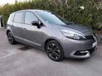 Usado Renault Scénic Bose Edition 110 CV (80 kW) 2015 Blanco Monovolumen