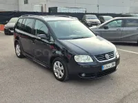 Usado VW Touran Advance 140 CV (102 kW) 2004 Negro Monovolumen