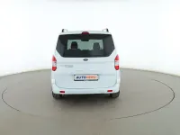Usado Ford Tourneo Courier Trend 100 CV (73 kW) 2019 Blanco Monovolumen