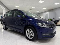 Usado VW Touran Advance 122 CV (89 kW) 2021 Azul Monovolumen