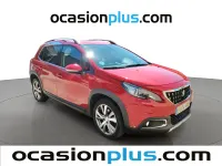 Usado Peugeot 2008 Allure 110 CV (80 kW) 2018 Rojo SUV