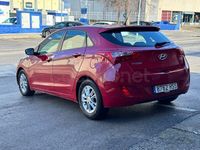 Usado Hyundai i30 100 CV (73 kW) 2013 Rojo Berlina