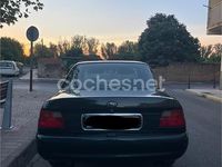 Usado Ford Escort Ghia 90 CV (66 kW) 1997 Verde Berlina