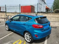 Usado Ford Fiesta Titanium 125 CV (91 kW) 2017 Azul Utilitario