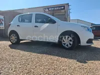 Usado Dacia Sandero Ambiance 73 CV (53 kW) 2018 Blanco Berlina