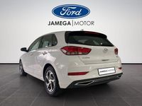 Usado Hyundai i30 120 CV (88 kW) 2021 Blanco Utilitario