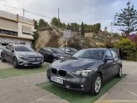 Usado BMW 118 Sport Line 143 CV (105 kW) 2012 Gris / plata Utilitario
