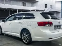 Usado Toyota Avensis Advance 150 CV (110 kW) 2012 Blanco Berlina