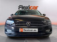 Begagnad VW Passat R-line 150 HK (110 kW) 2022 Svart Kombi