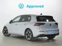 Usado VW Golf VIII R-line 150 CV (110 kW) 2025 Azul Berlina