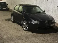 Usado Alfa Romeo 147 Progression 120 CV (88 kW) 2003 Negro Utilitario
