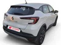 Usado Renault Captur Equilibre 100 CV (73 kW) 2022 Blanco SUV