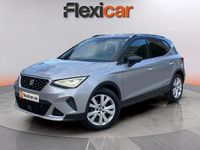 Usado Seat Arona Xperience 110 CV (80 kW) 2022 Gris SUV