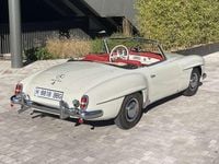 Usado Mercedes SL450 105 CV (77 kW) 1995 Blanco Coupe