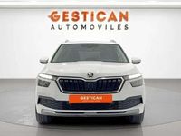 Usado Skoda Kamiq Style 111 CV (81 kW) 2021 Blanco SUV
