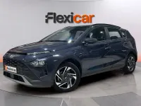 Usado Hyundai Bayon 84 CV (61 kW) 2023 Gris SUV