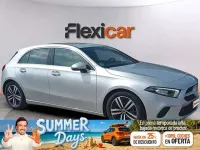 Usado Mercedes A180 109 CV (80 kW) 2022 Gris Utilitario