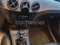 Usado Mercedes B180 122 CV (89 kW) 2012 Blanco Monovolumen